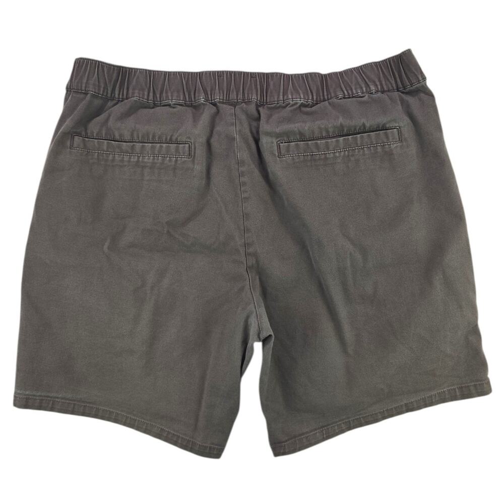 ASOS | 7" Pleated Shorts w/Button Fly & Elastic Waistband | Size 36 - Picture 4 of 4